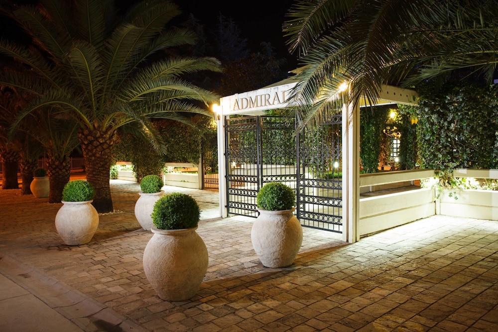 Hotel Admiral Budva Bagian luar foto